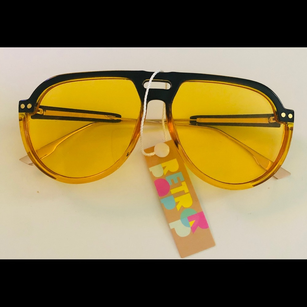 Sunglasses - Picture 2 of 8